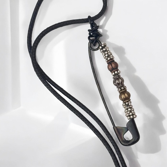 5 For $25💫Punk Rocker Black Safety Pin Beads Pendant Necklace - Picture 4 of 4